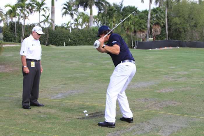 Butch Harmon (left), the coach for many of golf’s stars, has helped major champions such as Phil Mickelson dig the game’s secrets out of the dirt. For that insight, Harmon commands $1,500 per hour and ranks as the game’s top instructor, according to a recent Golf Digest list.